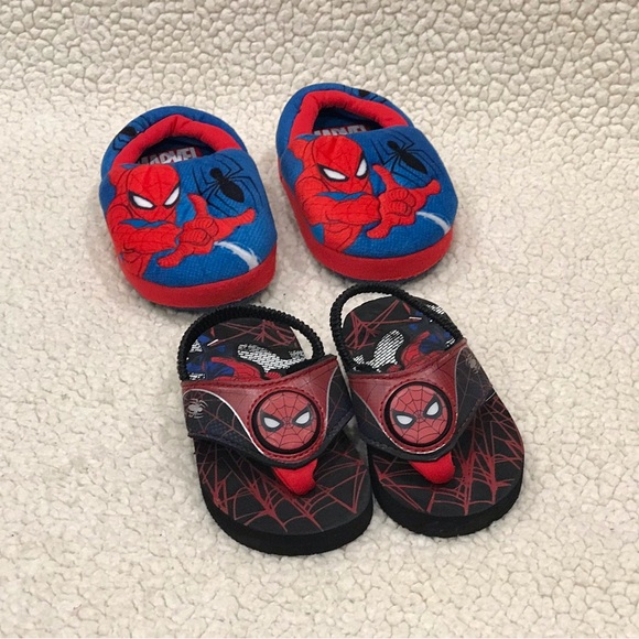 Marvel SpiderMan Sandals & Slippers Set
Sandals Light Up Small 5 - 6 Toddler - Picture 1 of 10